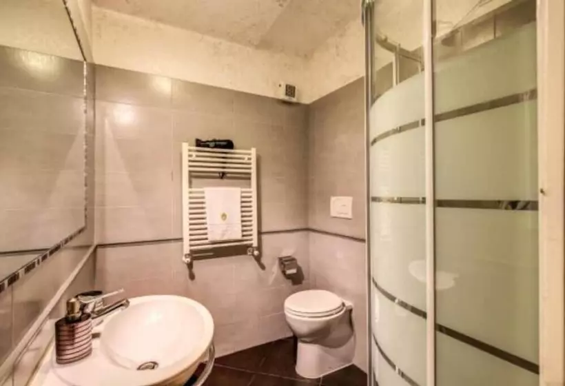 تختخواب و صبحانه Guest House O Affittacamere Magenta Fico 2