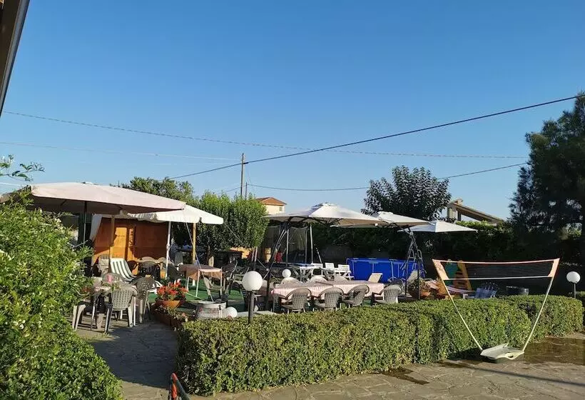 تختخواب و صبحانه Villa Rosa