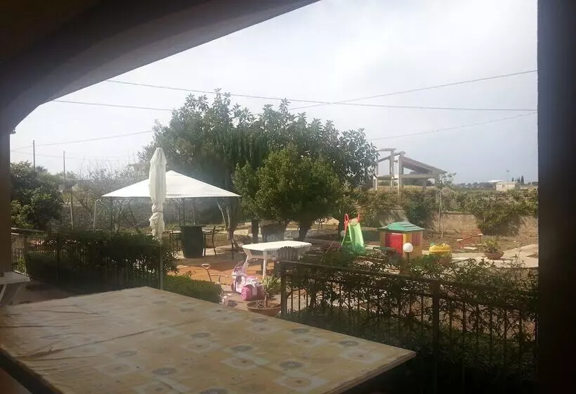 تختخواب و صبحانه Villa Rosa