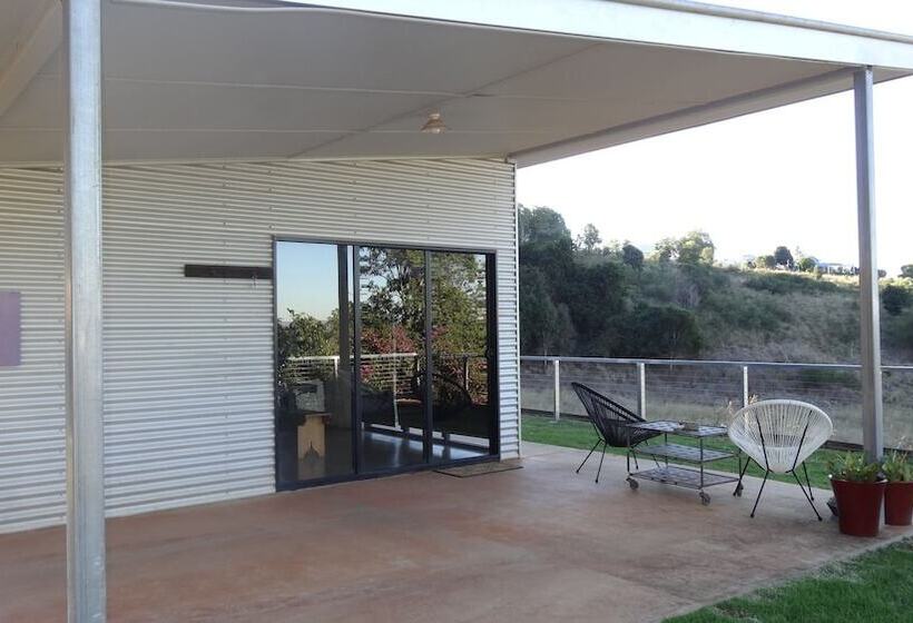 Deshons Country Retreat