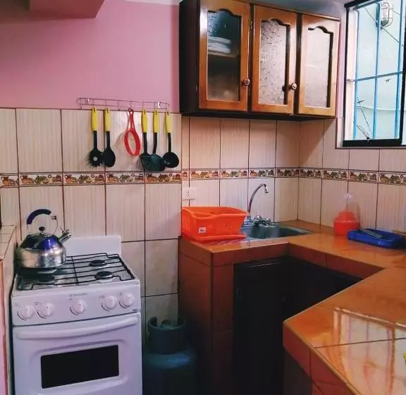 مسافرخانه Conquista Cusco