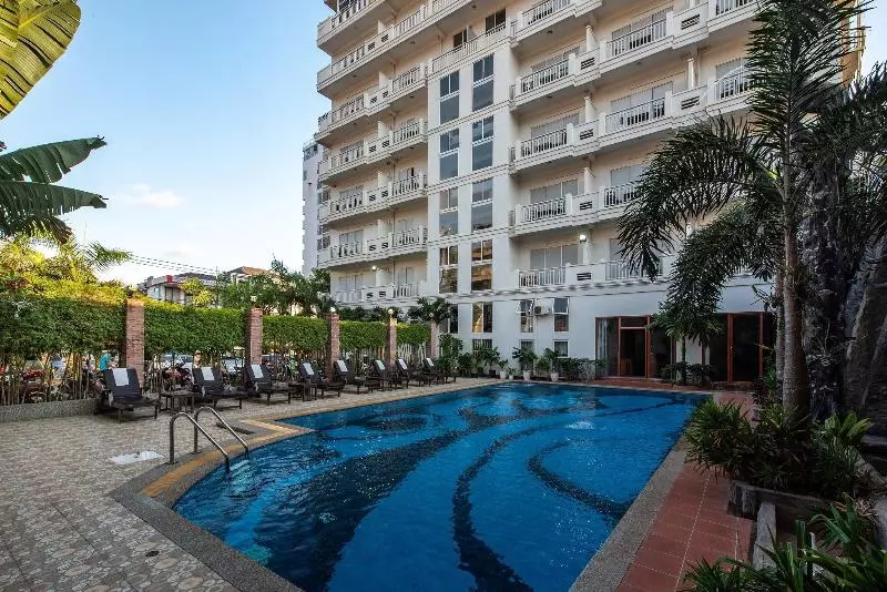 Hotel Aristocrat Residence &