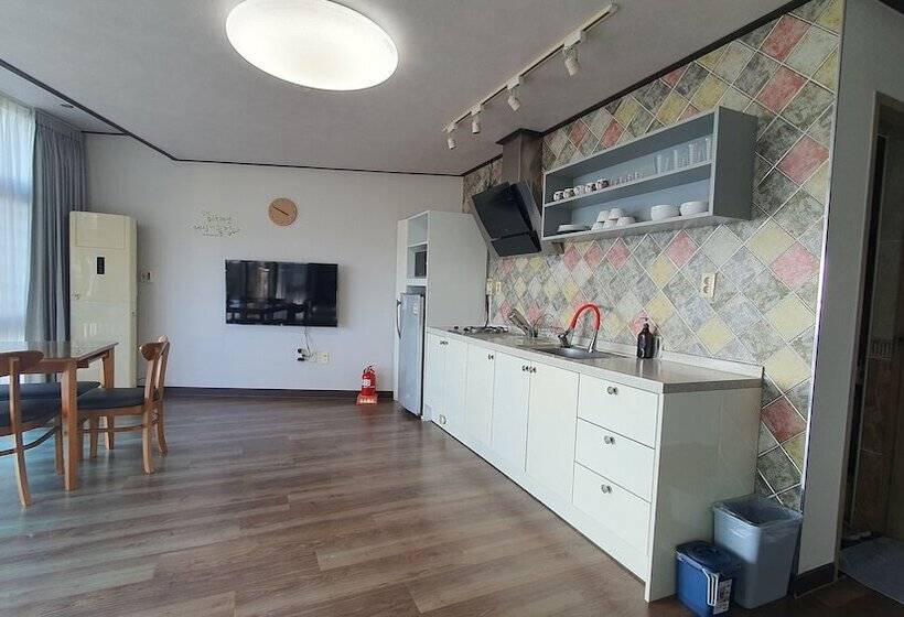 Hotel Beewool Chaewool