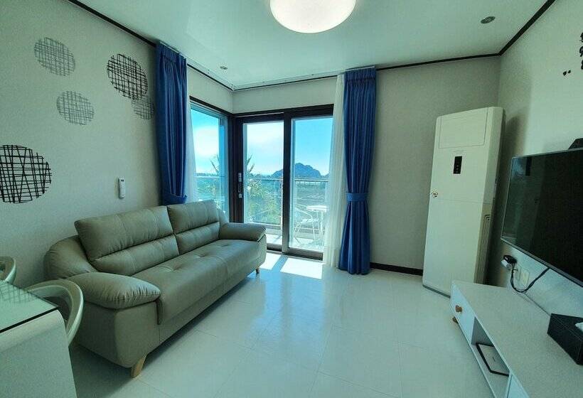 Hotel Beewool Chaewool