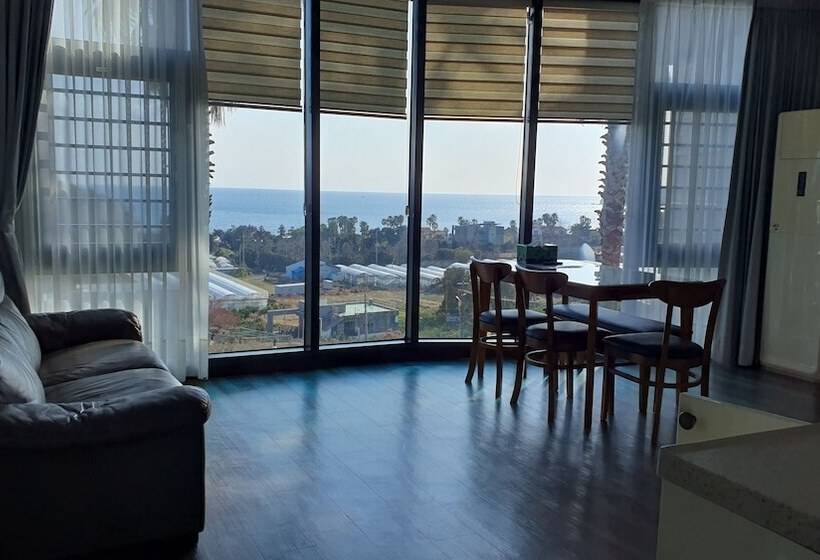 Hotel Beewool Chaewool