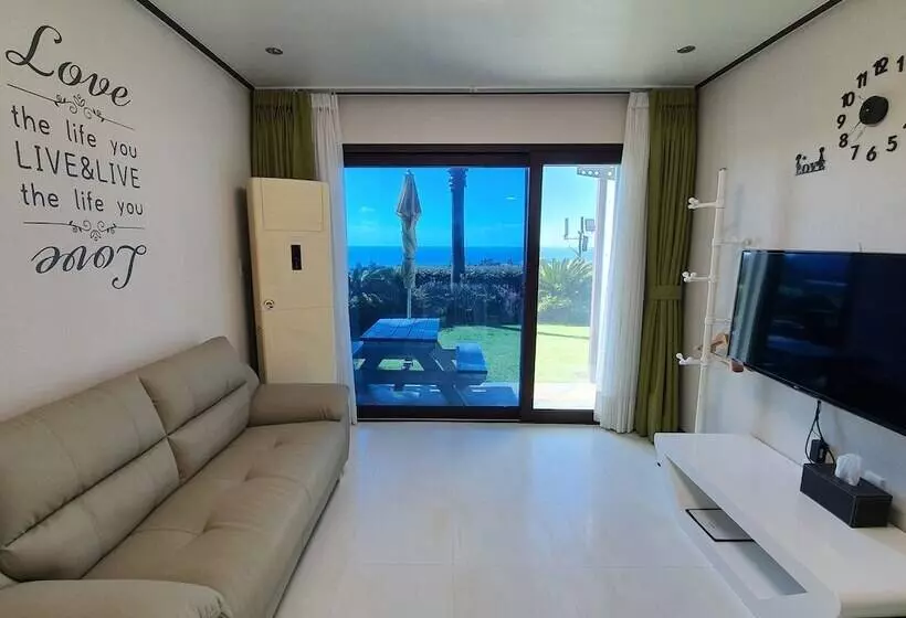 בית מלון כפרי Beewool Chaewool