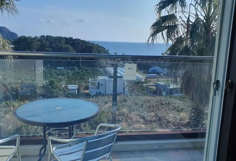 בית מלון כפרי Beewool Chaewool