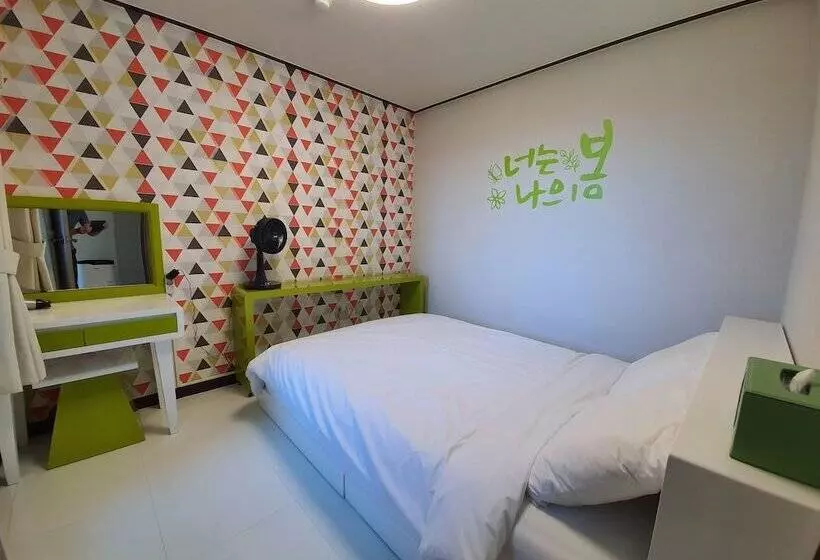 בית מלון כפרי Beewool Chaewool