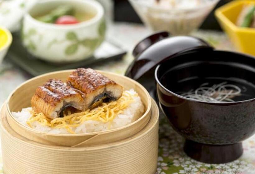 호텔 Kyukamura Nyutoonsenkyo