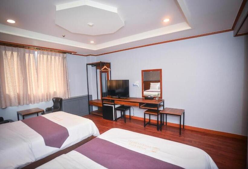 Hotel Noblesse Tourist