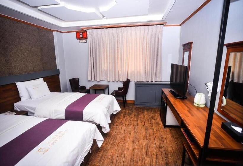 Hotel Noblesse Tourist