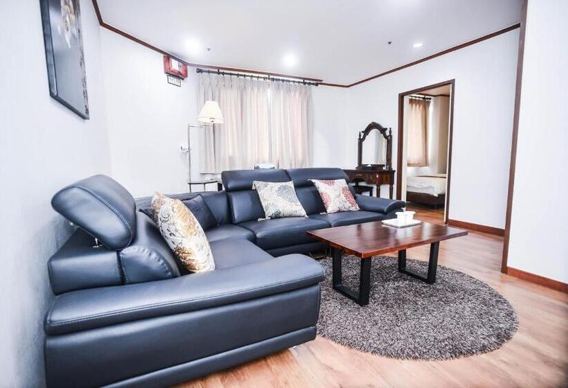 Hotel Noblesse Tourist