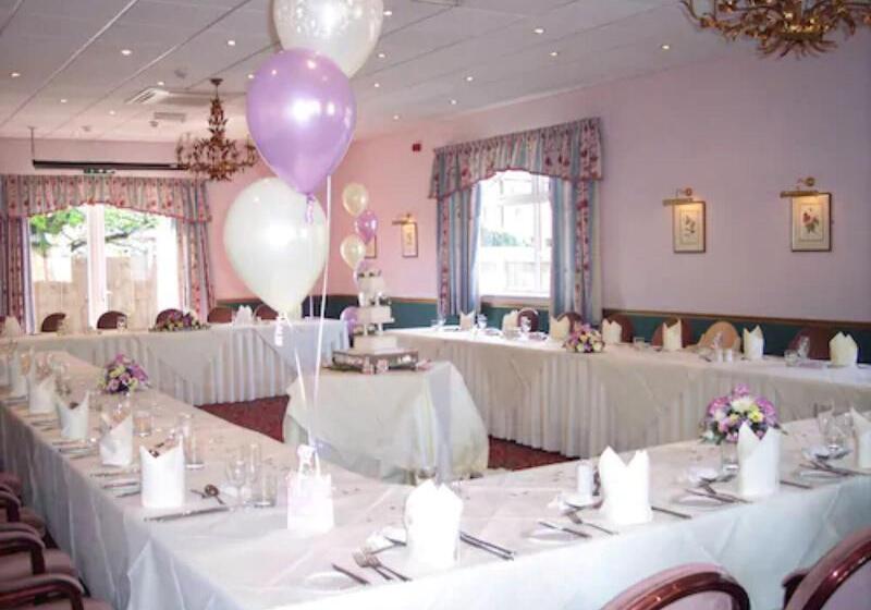 Hotel Oliver Cromwell