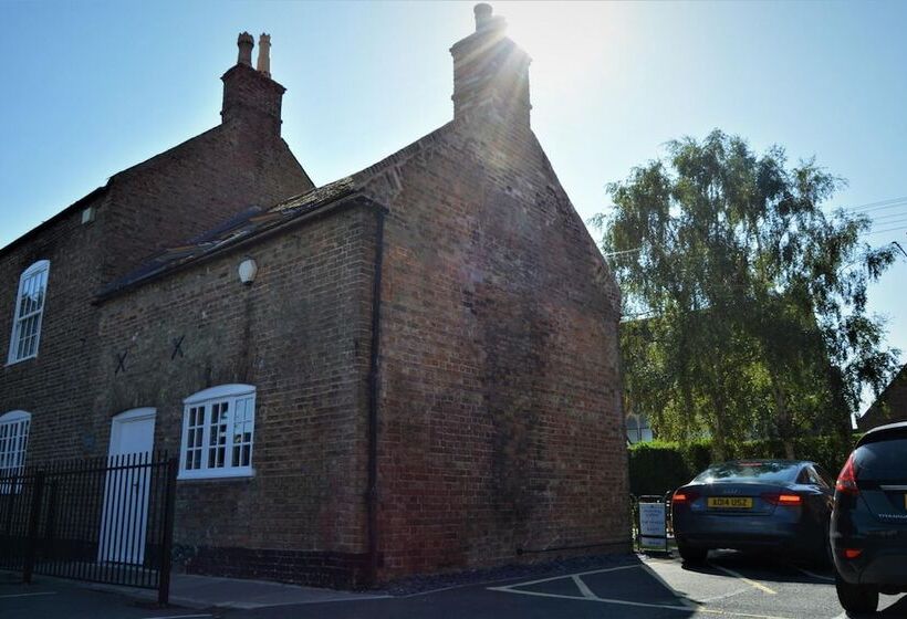 Hotel Oliver Cromwell