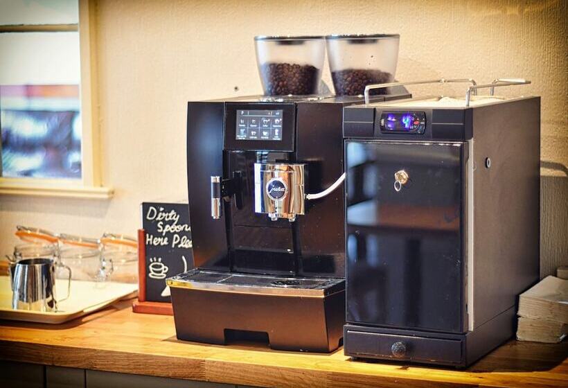 Hotel Oliver Cromwell