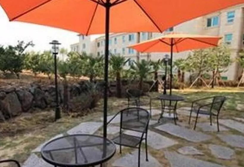 Port Avenue Hotel N Resort