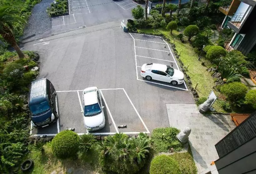 Port Avenue Hotel N Resort