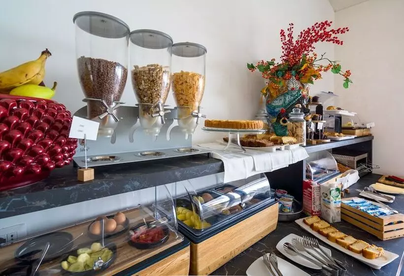 בית מלון כפרי Taormina Palace