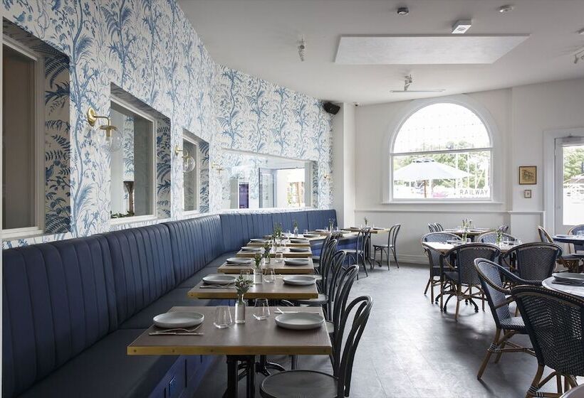 בית מלון כפרי The Provincial Boutique