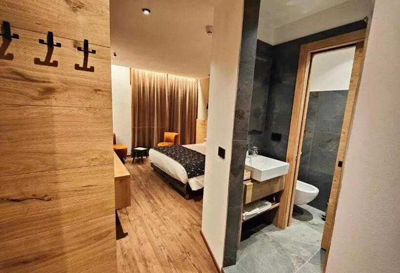 ホテル Vallee Blanche Courmayeur