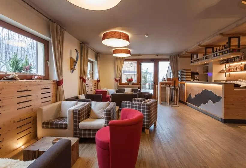 ホテル Vallee Blanche Courmayeur