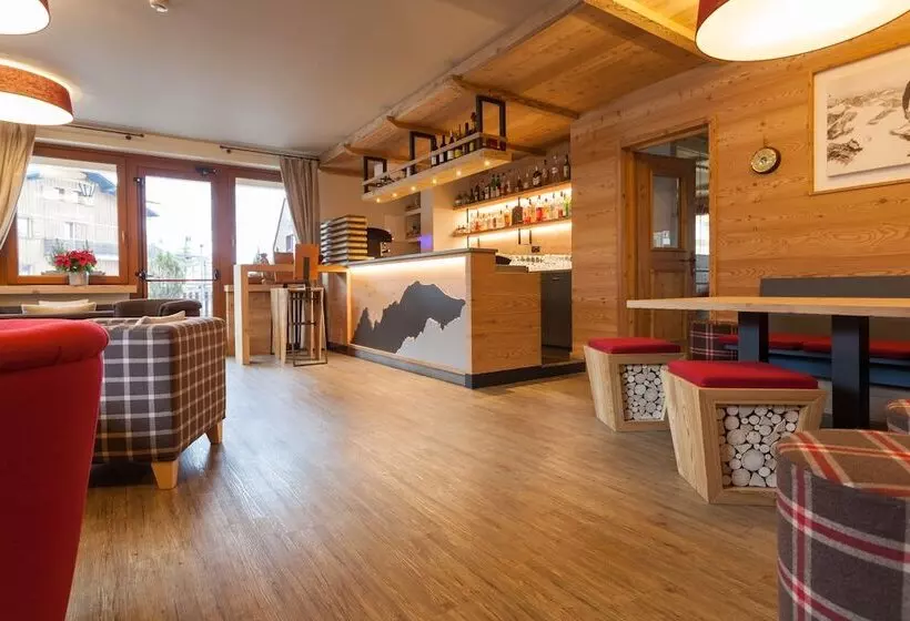 ホテル Vallee Blanche Courmayeur