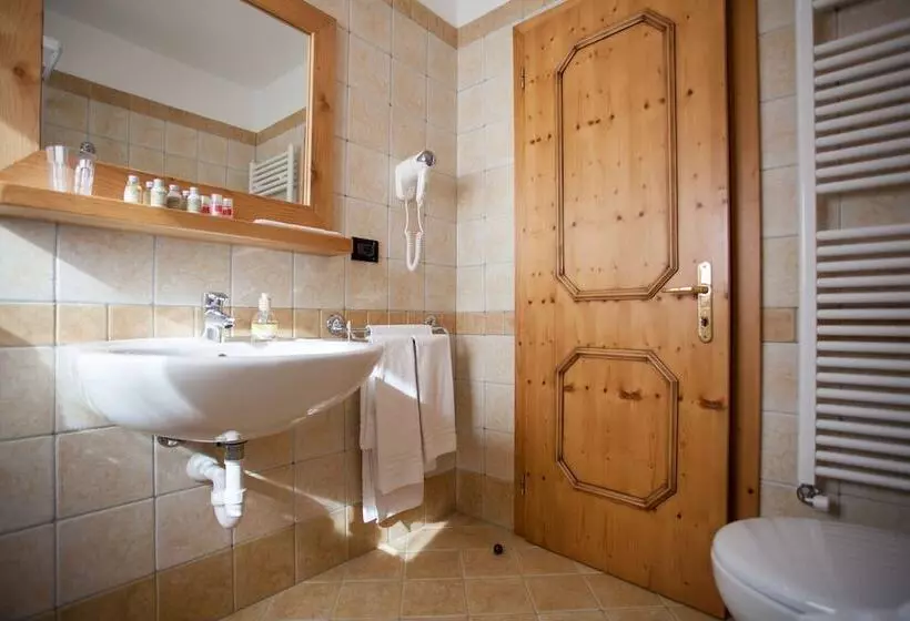 ホテル Vallee Blanche Courmayeur