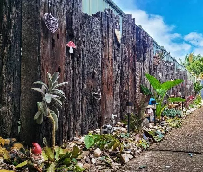 مُتل Raceview Motor Inn