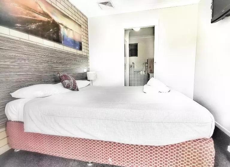 مُتل Raceview Motor Inn