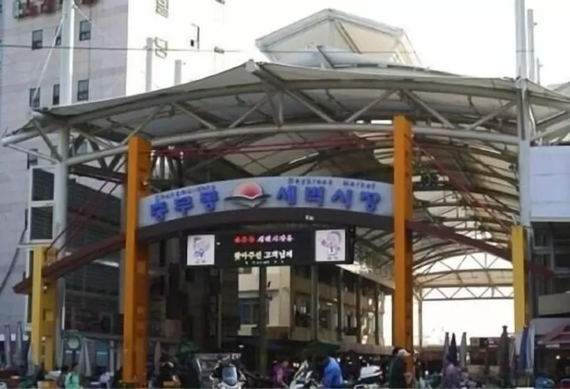 New Busan Jang Motel