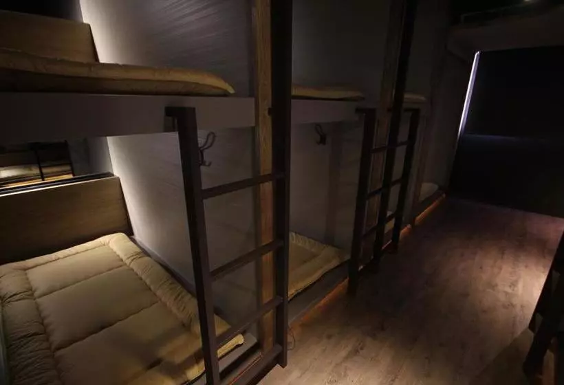 Next Taipei Hostelximending