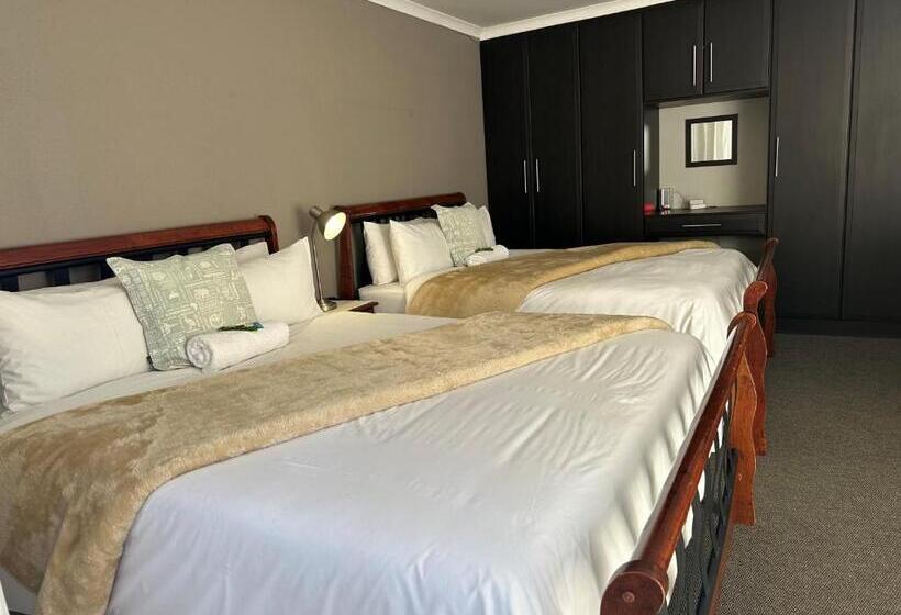 بنسيون Fin And Feather Guest Lodge