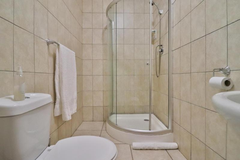 بنسيون Fin And Feather Guest Lodge