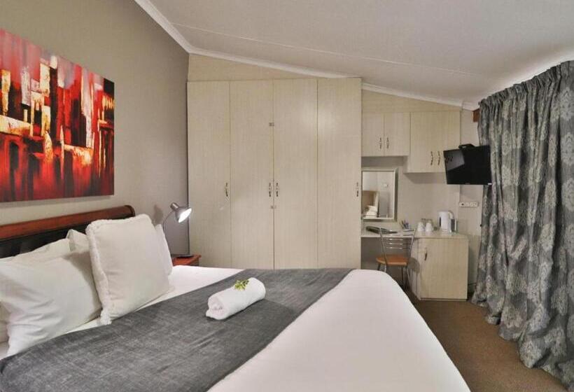 بنسيون Fin And Feather Guest Lodge