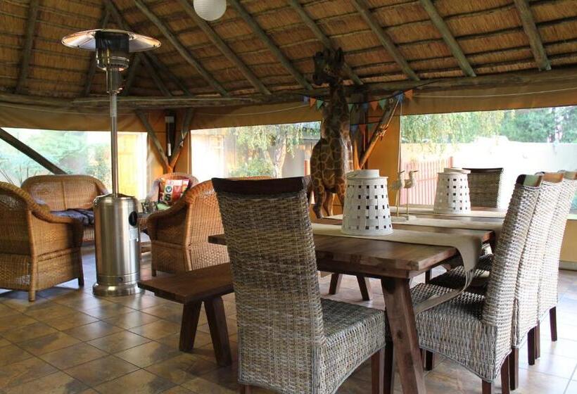 بنسيون Fin And Feather Guest Lodge