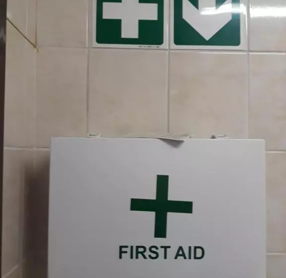 بنسيون Fin And Feather Guest Lodge