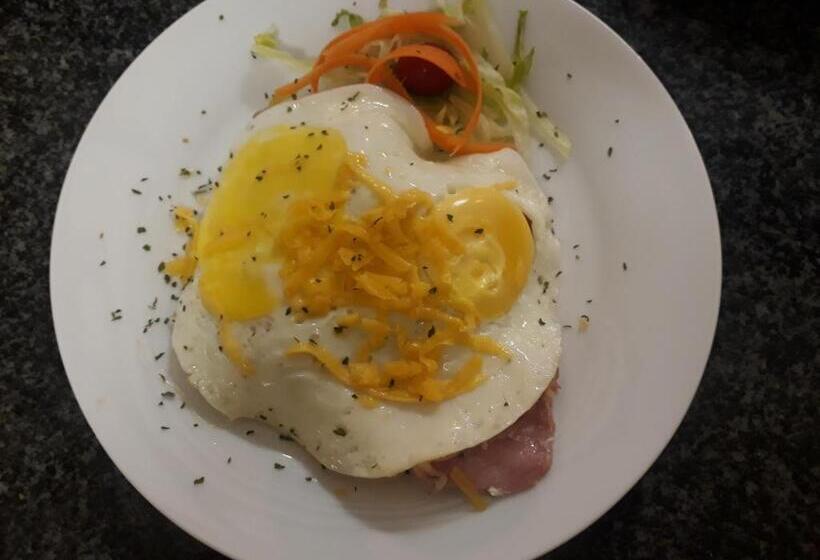 بنسيون Fin And Feather Guest Lodge