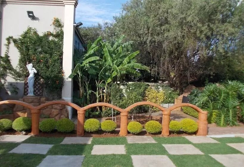 Пансион Homestay Travel Guest House