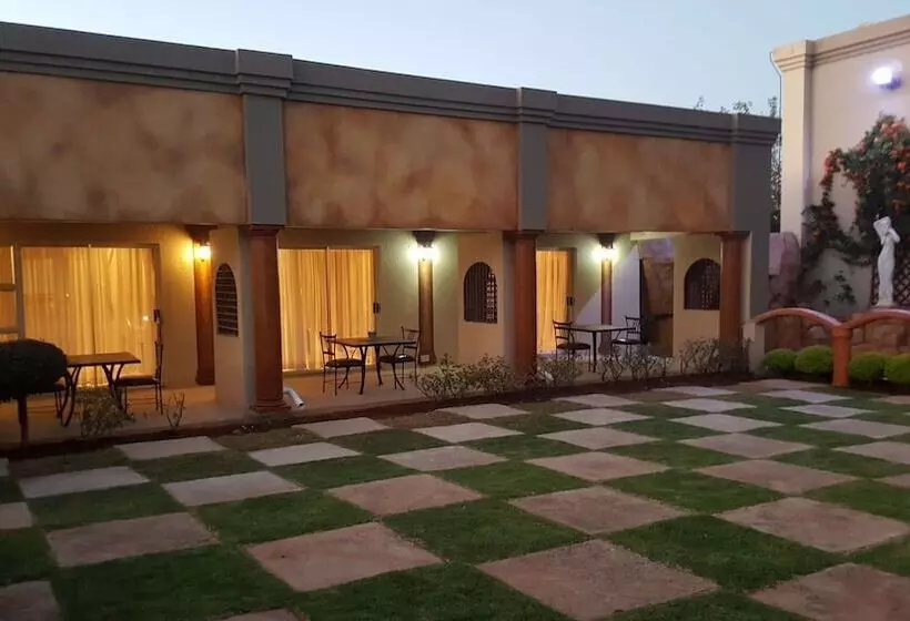 Пансион Homestay Travel Guest House