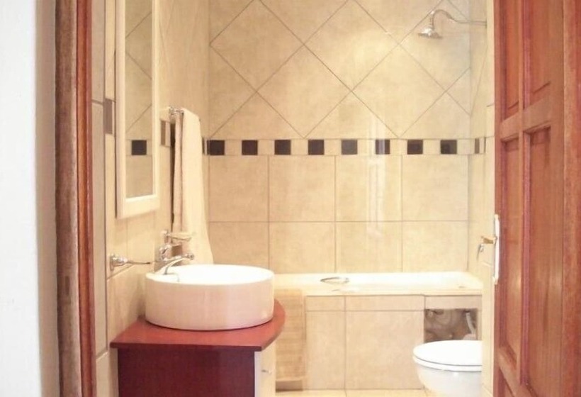 膳宿费 Homestay Travel Guest House