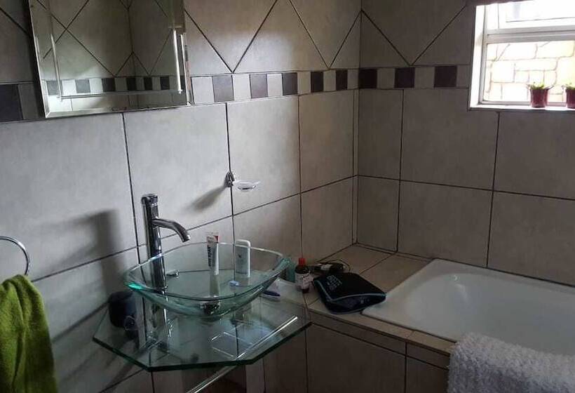 膳宿费 Homestay Travel Guest House