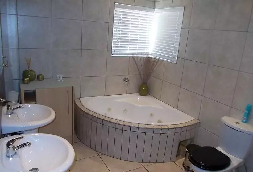 Пансион Homestay Travel Guest House