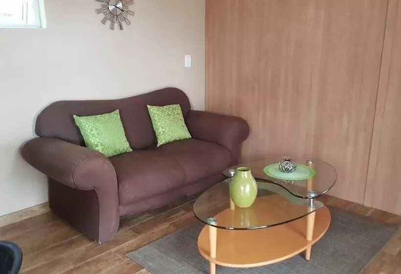 Пансион Homestay Travel Guest House