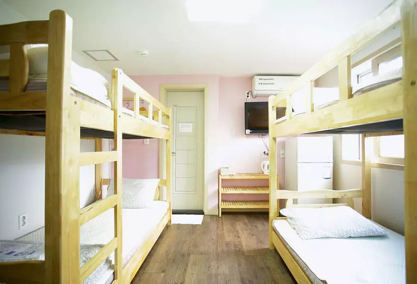 ペンション Hongdae Pencil Guesthouse