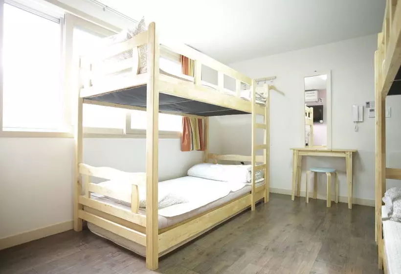 ペンション Hongdae Pencil Guesthouse