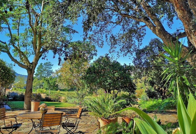 פנסיון Val D  Or Estate