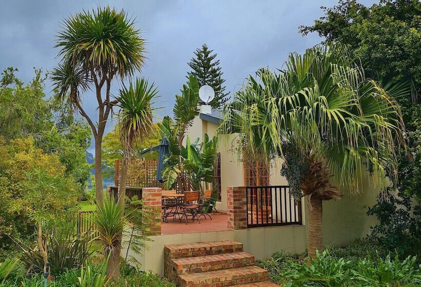 פנסיון Val D  Or Estate