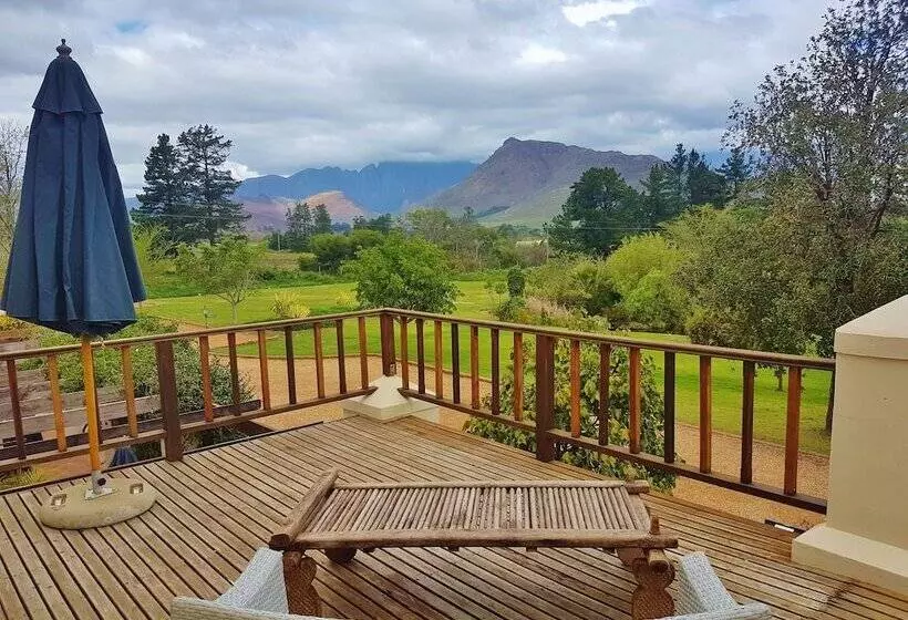 פנסיון Val D Or Estate