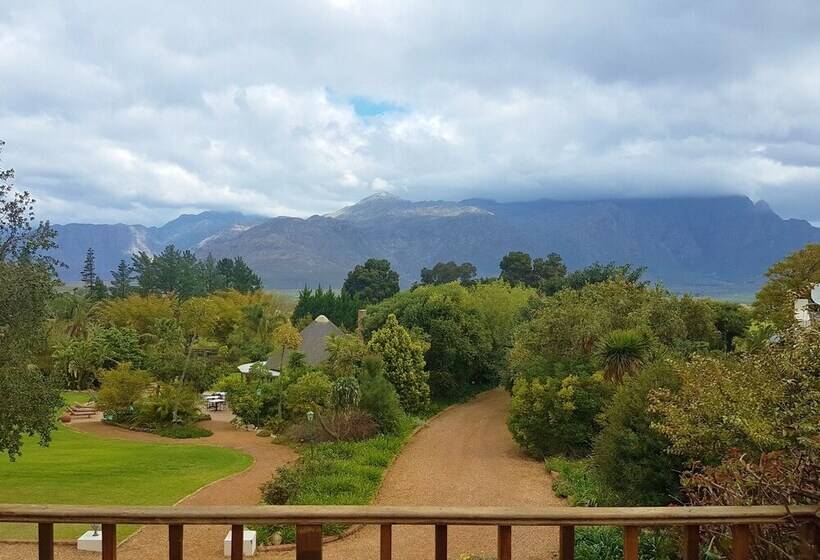 פנסיון Val D  Or Estate