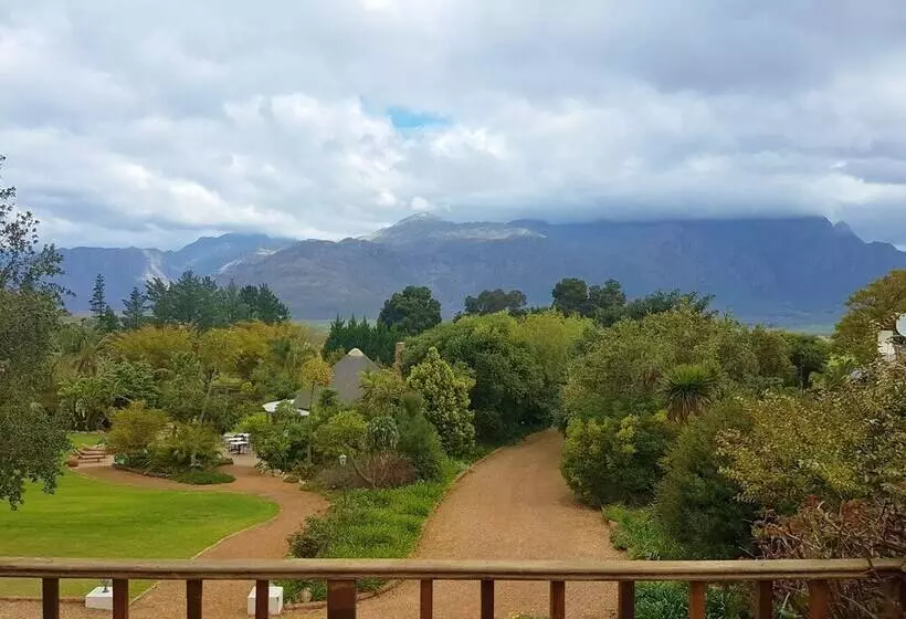 פנסיון Val D Or Estate